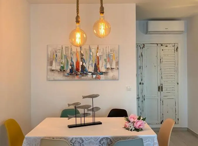 Ronda 4 En Primera Linea De Playa * 푸엔히롤라