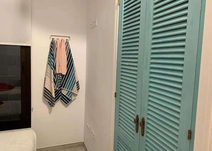 Ronda 4 En Primera Linea De Playa 푸엔히롤라