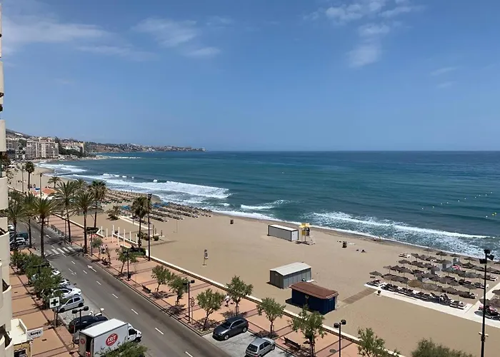 Ronda 4 En Primera Linea De Playa * 푸엔히롤라