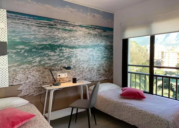 Ronda 4 En Primera Linea De Playa * 푸엔히롤라