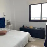 Ronda 4 En Primera Linea De Playa شقة فوينخيرولا