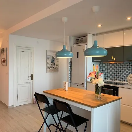 Ronda 4 En Primera Linea De Playa *