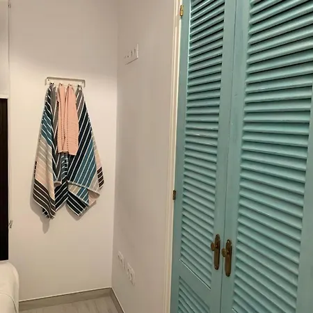 Ronda 4 En Primera Linea De Playa فوينخيرولا