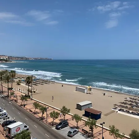 Ronda 4 En Primera Linea De Playa * فوينخيرولا